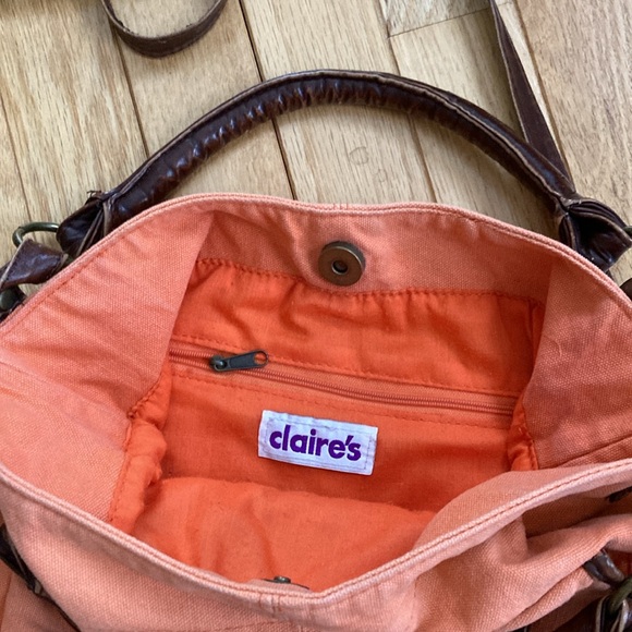 Claire’s Crossbody Purse - Picture 4 of 8